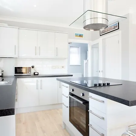 Вилла Northwood 2 Бродстейрс Экстерьер фото