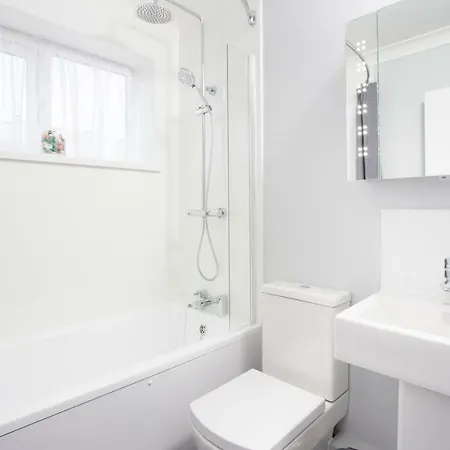 Вилла Northwood 2 Бродстейрс Экстерьер фото